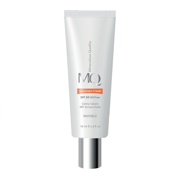 کرم ضد آفتاب ام کیو فاقد چربی SPF50 بی رنگ پوست چرب 55 میلی 